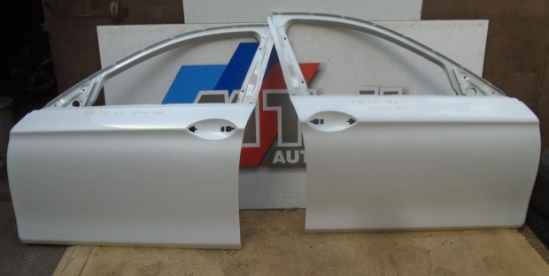 R/DB! [GYRI BONTOTT] BMW - ELS AJT, JOBB S BAL OLDALI - 5-S / F